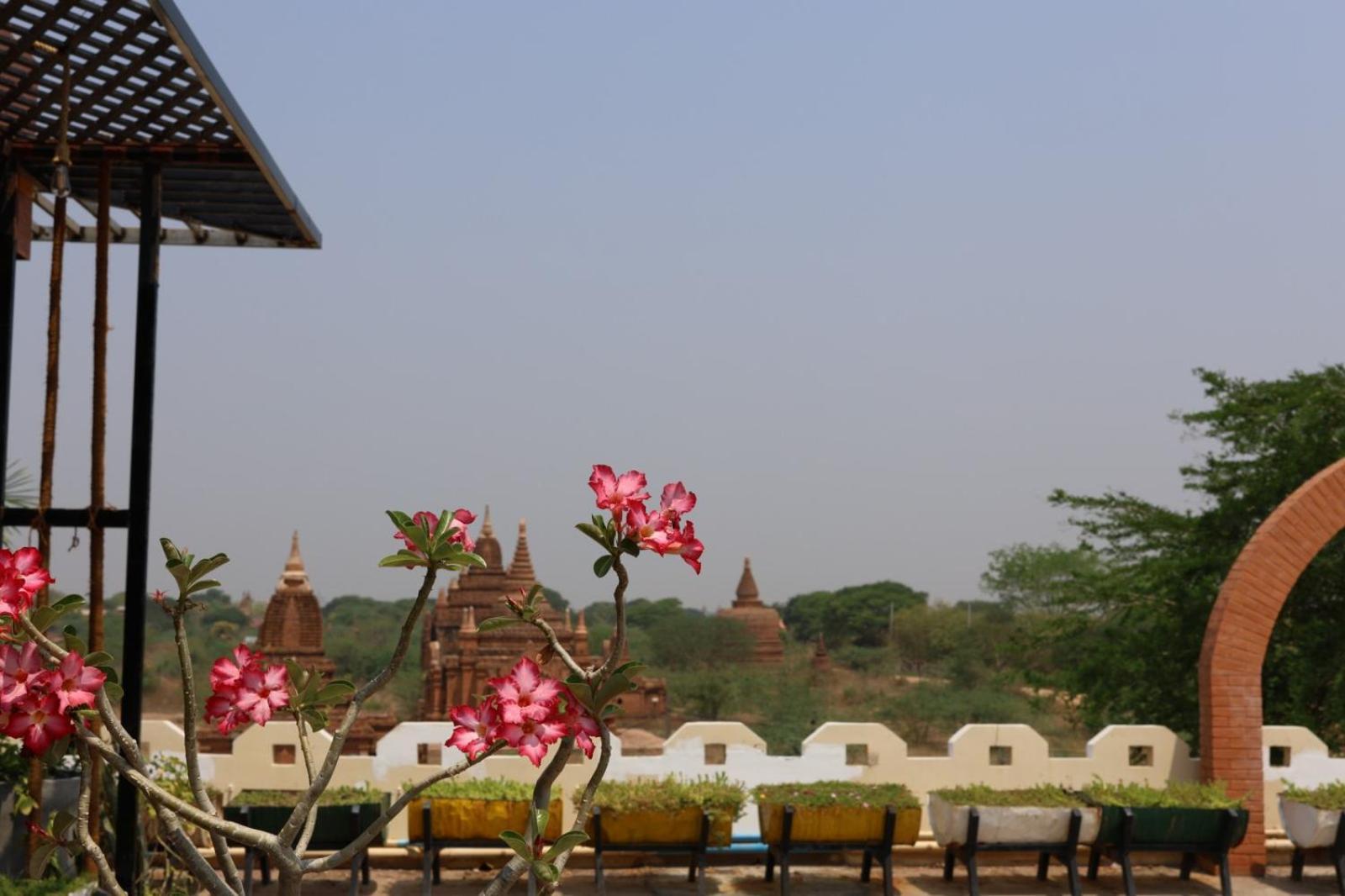 Temple View Hotel Bagan Exterior foto