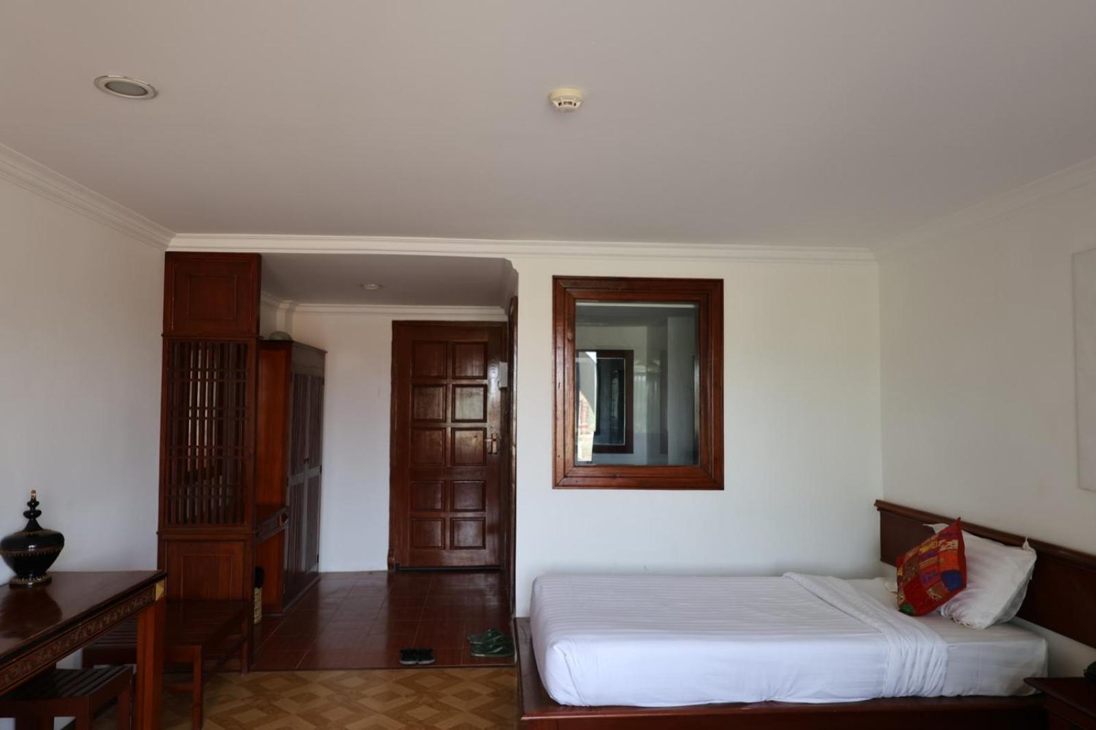 Temple View Hotel Bagan Exterior foto